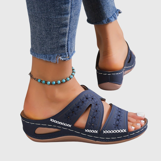 Noëlle | Lightweight Adjustable Sandals