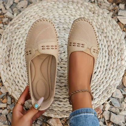 Aina | Everyday Ease Slides