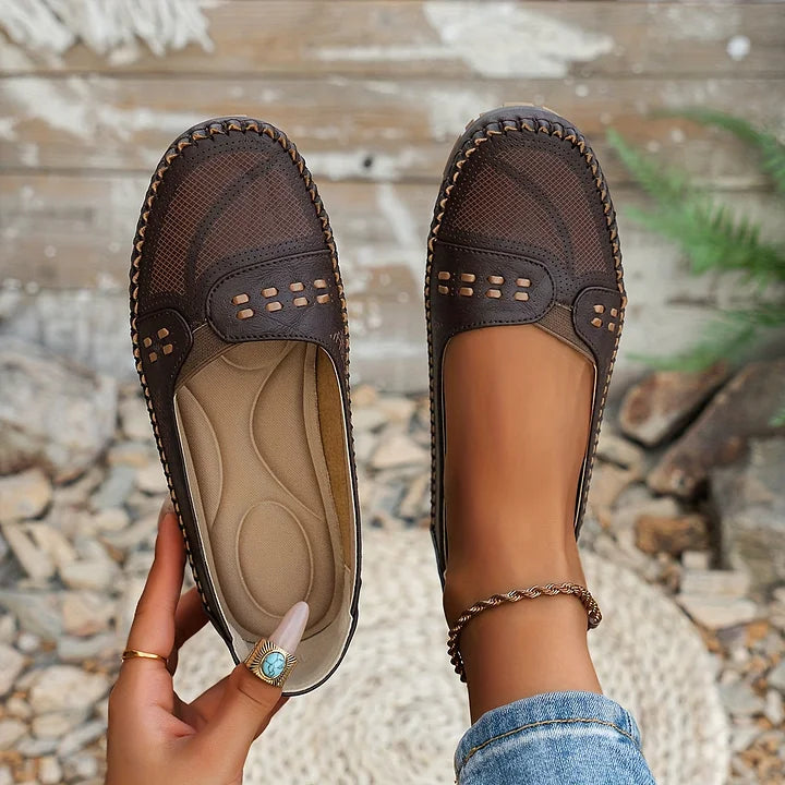 Aina | Everyday Ease Slides