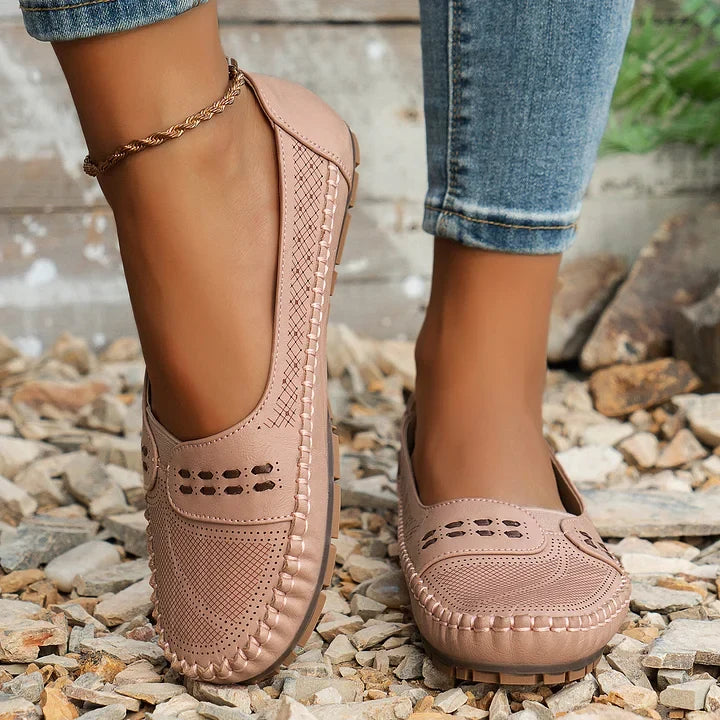 Aina | Everyday Ease Slides
