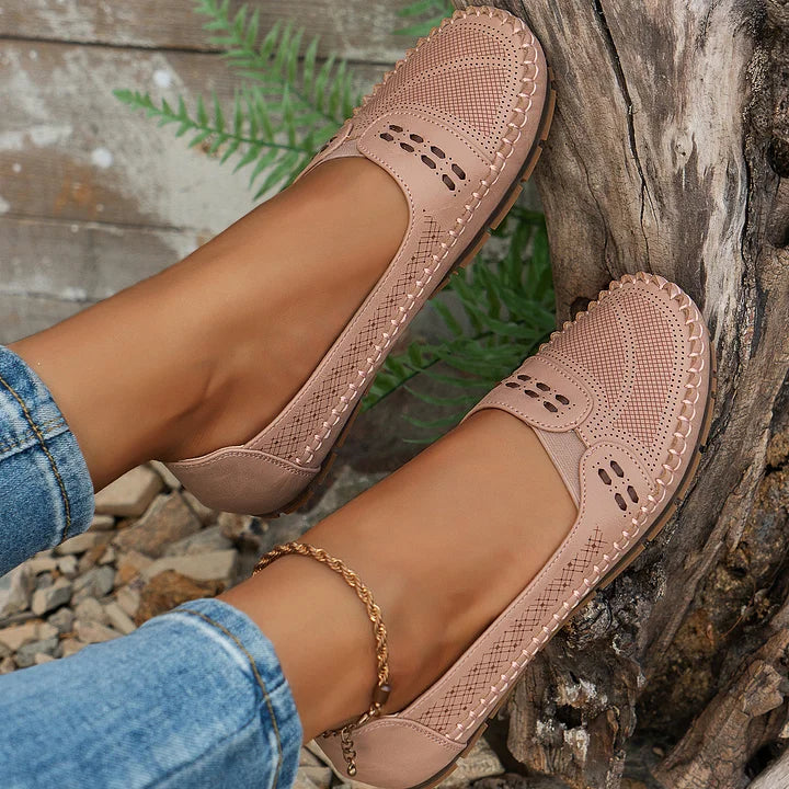 Aina | Everyday Ease Slides