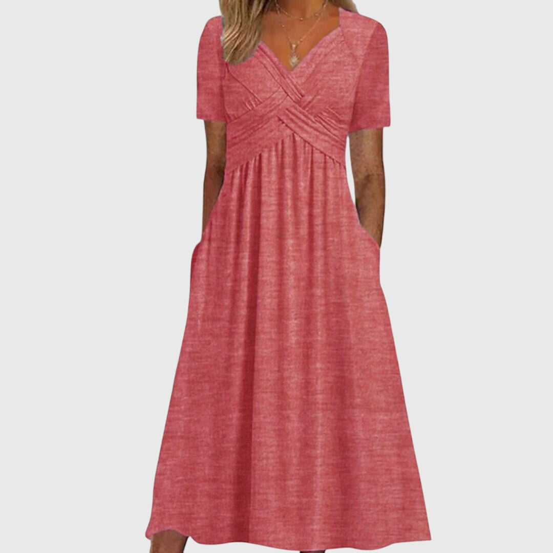 amanda-flattering-dress-04.webp