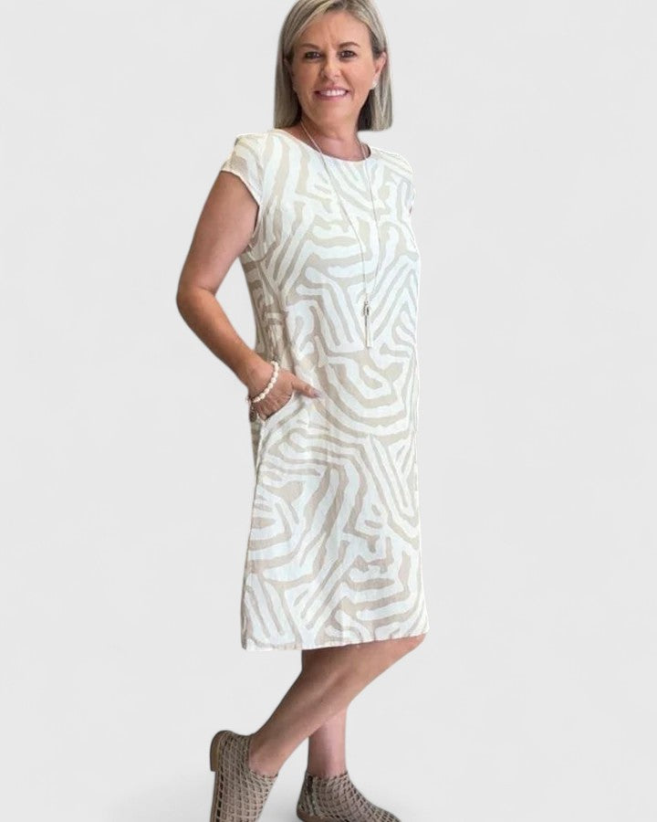 calyviah-comfortable-dress-01.webp