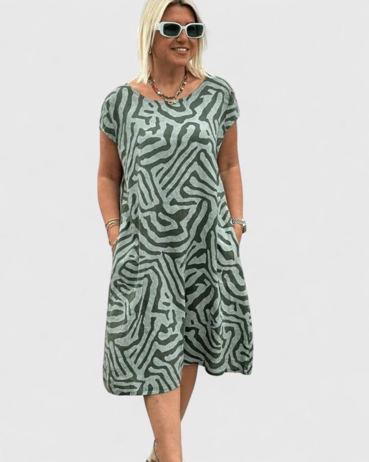 calyviah-comfortable-dress-03.webp