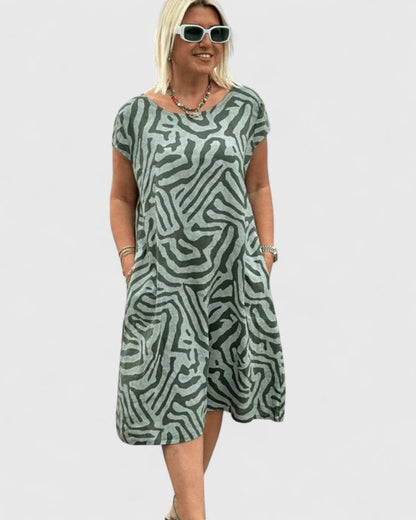 calyviah-comfortable-dress-03.webp