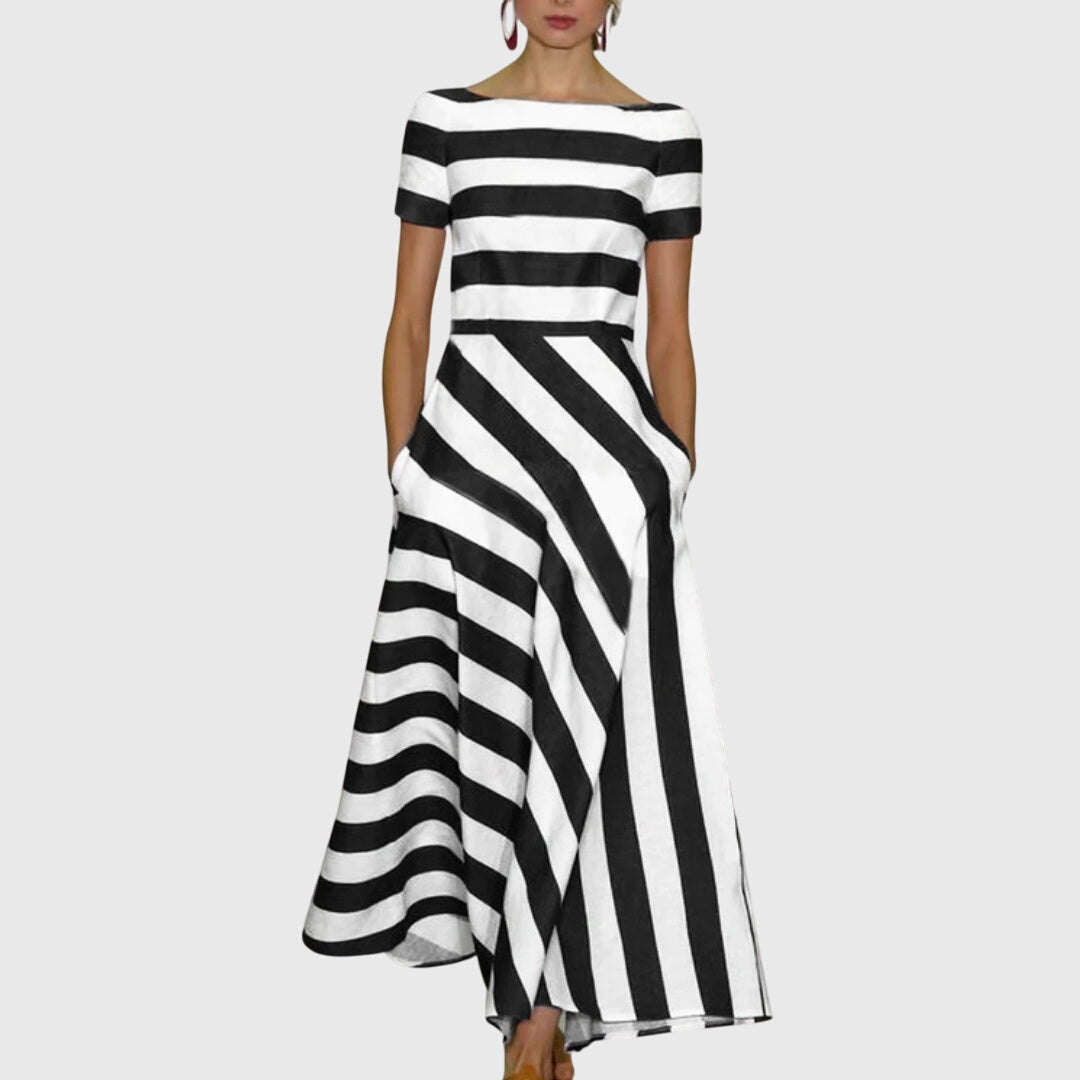 carly-striped-dress-02.webp