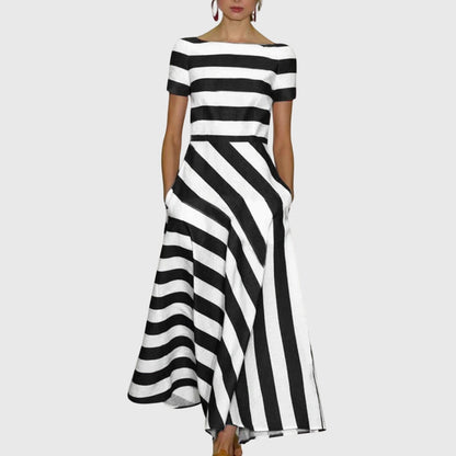 carly-striped-dress-02.webp