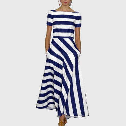 carly-striped-dress-03.webp