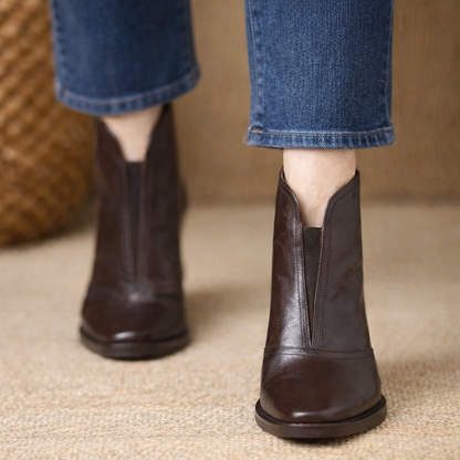 Claudia | Elegant Mid-Heel Ankle Boots