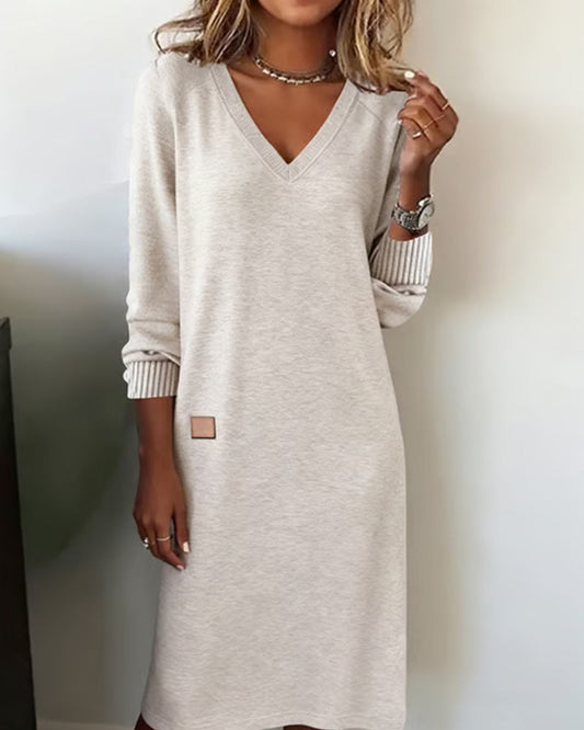 jana-comfortable-midi-dress-01.webp