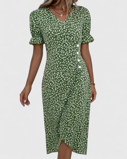 kataryna-comfortable-summer-dress-02.webp