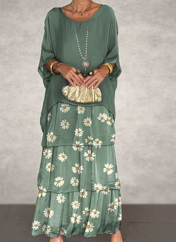 Lara | Elegant Flowing Maxi Dress