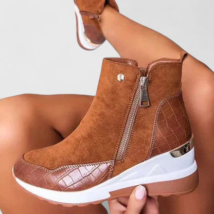 Maele | Elegant Wedge Boots