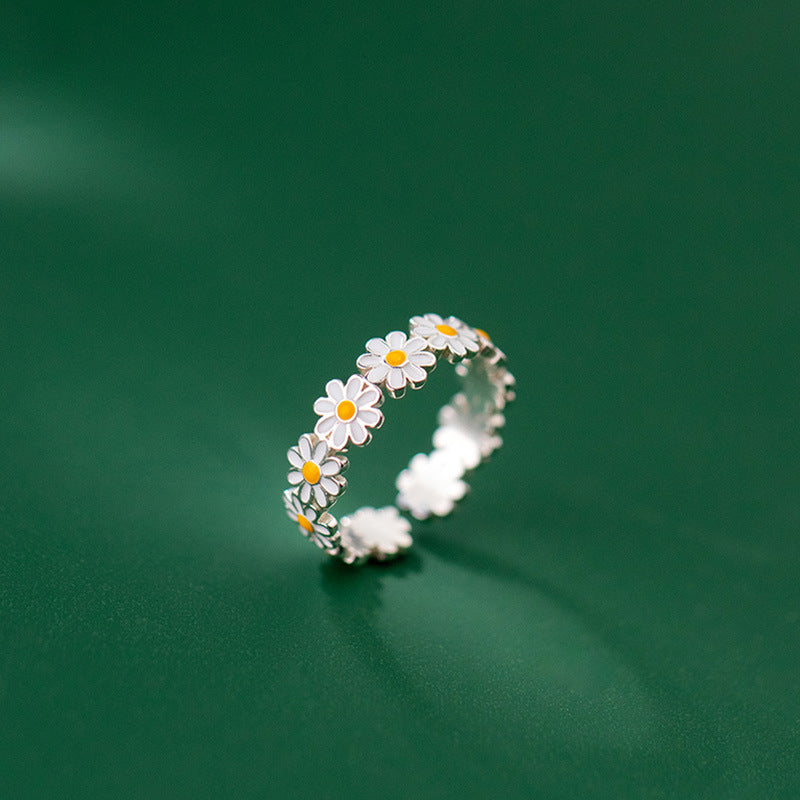 MAISY™ – Blooming Daisy Ring