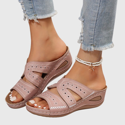 Noëlle | Lightweight Adjustable Sandals