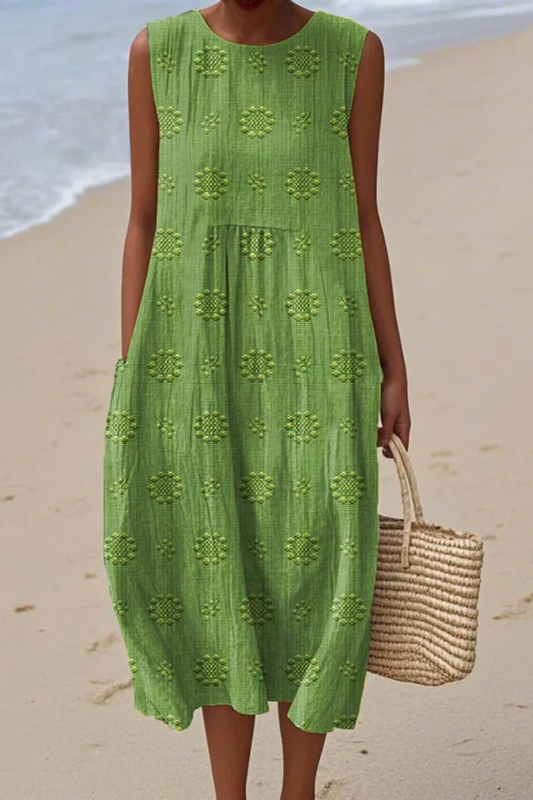 piper-sleeveless-dress-with-embroidery-01.webp