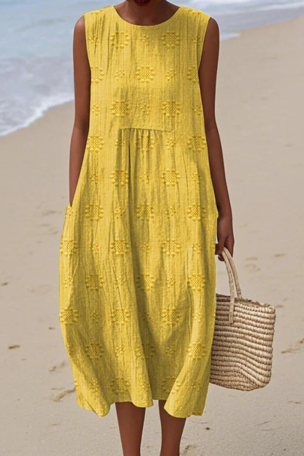 piper-sleeveless-dress-with-embroidery-06.webp