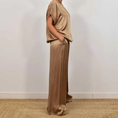 Rita Elegant Two-Piece Set | Flowing Blouse and Wide-Leg Pants